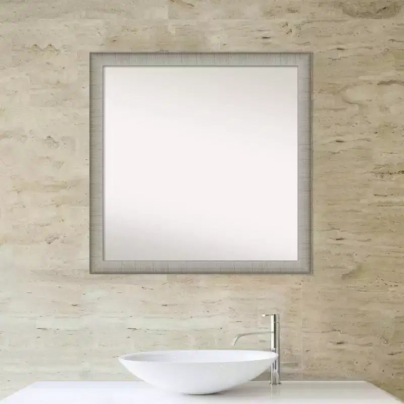 29" x 29" eleganter, schmaler Badezimmerspiegel ohne Facettenschliff, gebürstetes Zinn: quadratisch, Wandmontage, Montagematerial enthalten