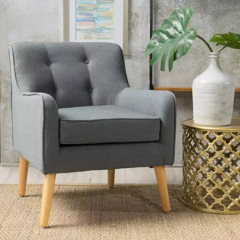 Akzentstuhl im Mid-Century-Modern-Stil mit Knopfheftung und Polsterung