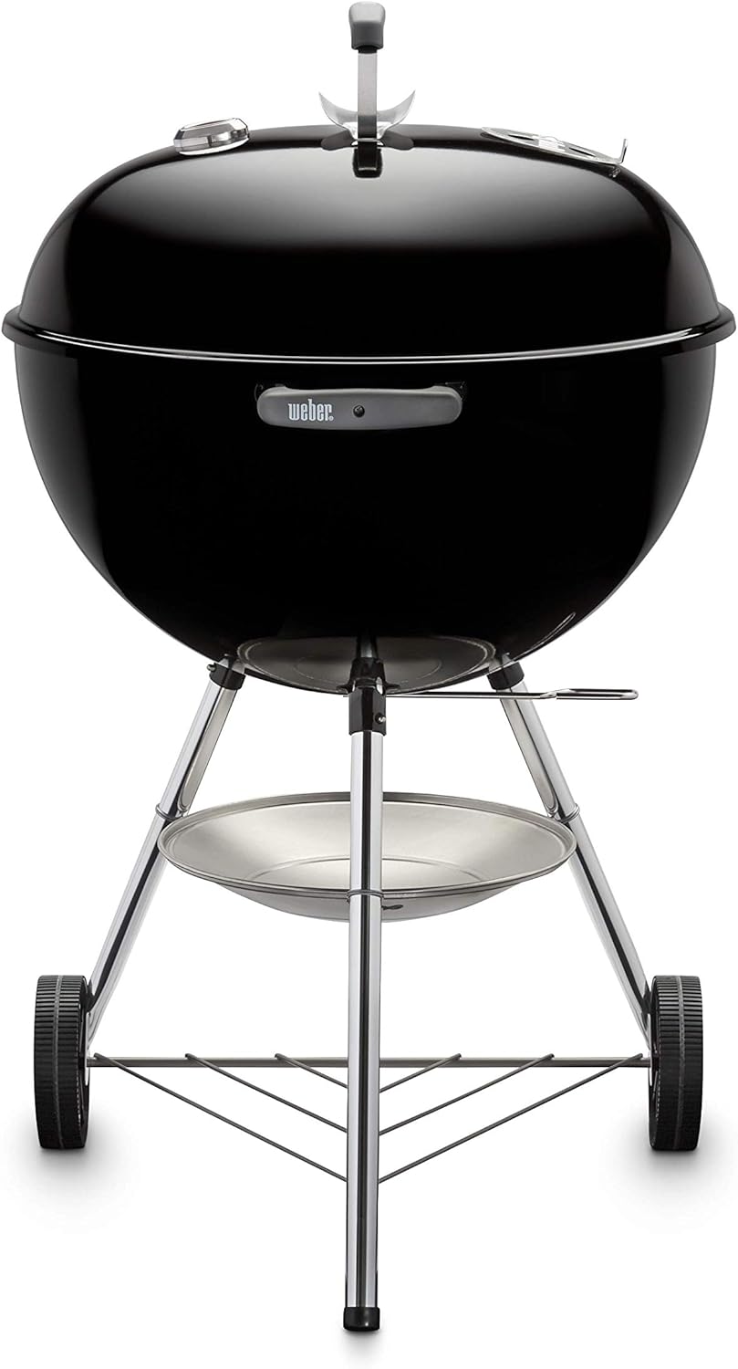 Weber Classic Kettle barbecue au charbon de bois, surface de cuisson ? 57cm, barbecue avec couvercle et cuve en acier emaillé, thermomètre intégré au couvercle, trépied et roues - Noir (1341504)