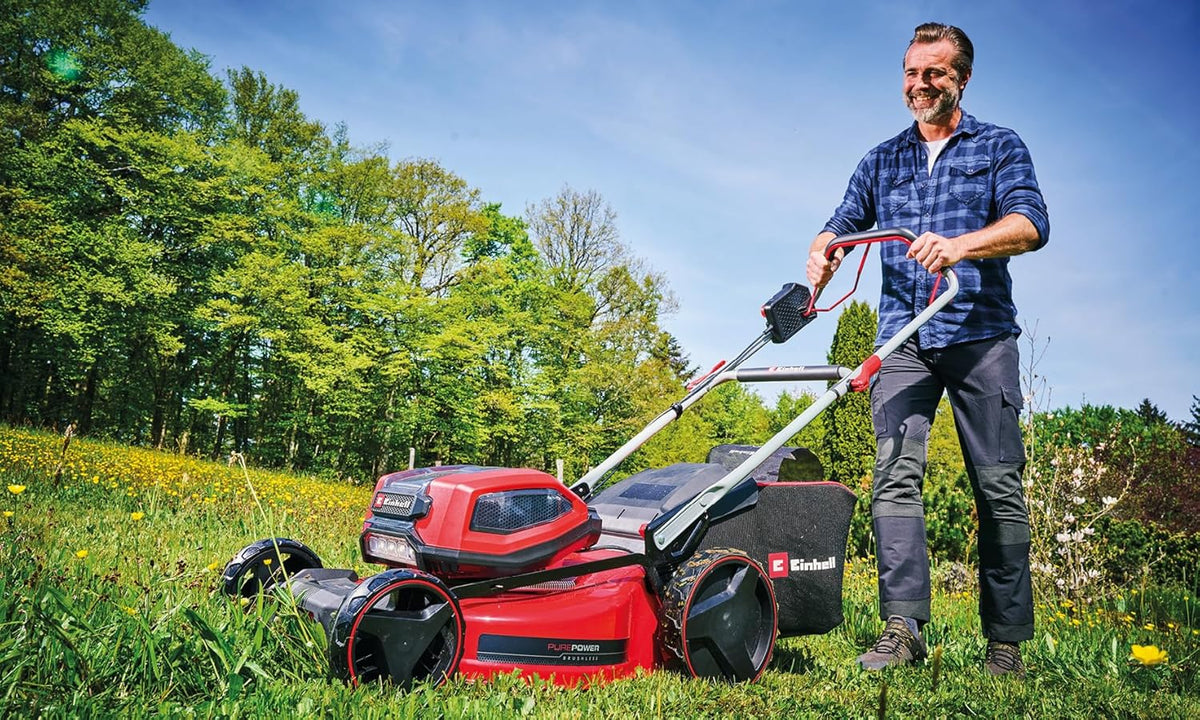 Einhell Professional Tondeuse à gazon sans fil GP-CM 36/47 S HW Li Power X-Change (36V, 47 cm largeur de coupe, autotractée, moteur sans charbon) Livré avec 4 Batteries 4,0Ah et 2 Chargeurs Doubles