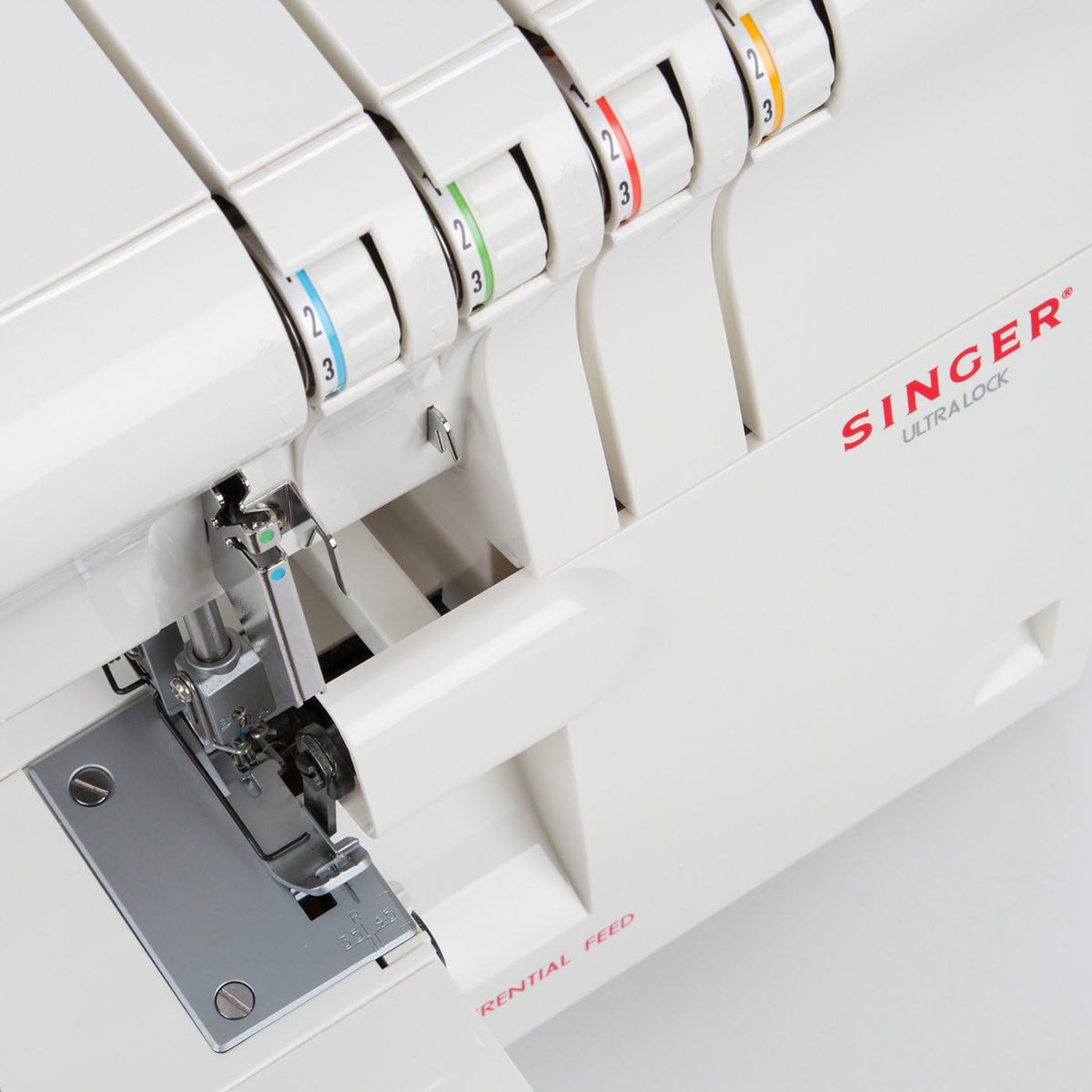 Surjeteuse Singer 14SH654